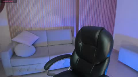 Alisson online show from March 2025 04:57:02 PM