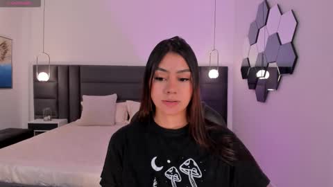 Alisson online show from October 2025 10:15:01 AM