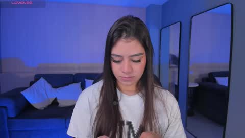 Alisson online show from December 2025 10:12:01 AM