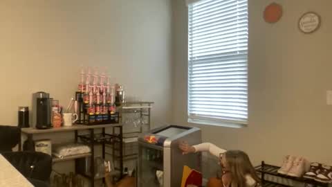 Ally Mae online show from October 2025 04:51:01 PM