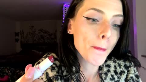 Snapshot of allyoursss1212 chatting on February 2025 09:08:01 AM Ally Girl In Her Ally World online show from February 2025 09:08:01 AM