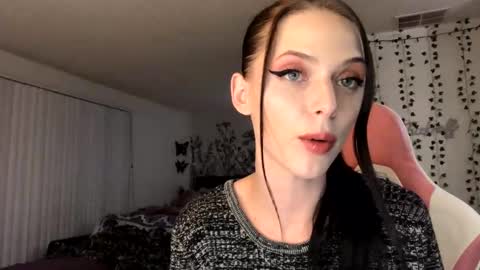 Snapshot of allyoursss1212 chatting on February 2025 07:49:01 AM Ally Girl In Her Ally World online show from February 2025 07:49:01 AM