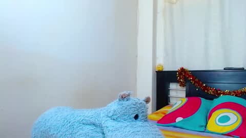 Allyson collins online show from February 2025 04:52:01 AM