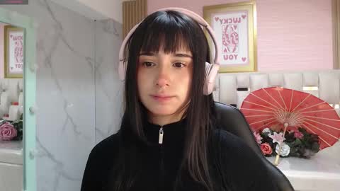 Allysa  online show from January 2026 01:06:02 PM