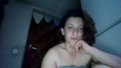 Snapshot of alma_amy chatting on February 2025 08:48:02 PM Alma online show from February 2025 08:48:02 PM