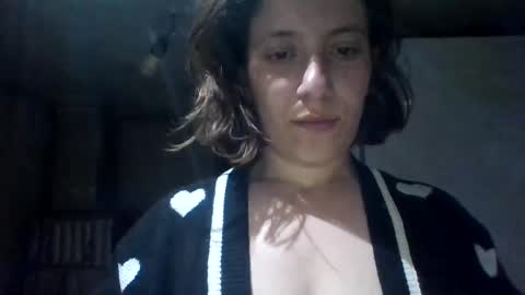 Snapshot of alma_amy chatting on March 2025 09:54:02 PM Alma online show from March 2025 09:54:02 PM