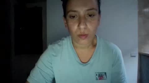 Snapshot of alma_amy chatting on September 2025 07:47:02 PM Alma online show from September 2025 07:47:02 PM