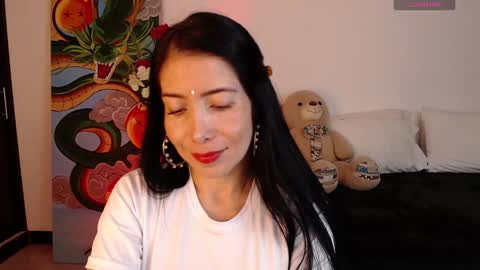 alma_art_ online show from February 2025 01:34:01 AM