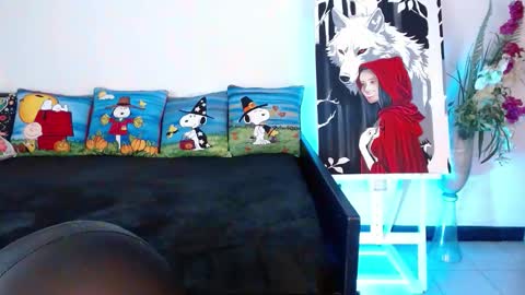 alma_art_ online show from October 2025 04:30:02 PM