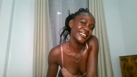 Snapshot of alma_feliz chatting on June 2026 12:24:01 AM alma online show from June 2026 12:24:01 AM
