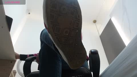 ALMA FENIX  online show from February 2025 12:01:02 PM