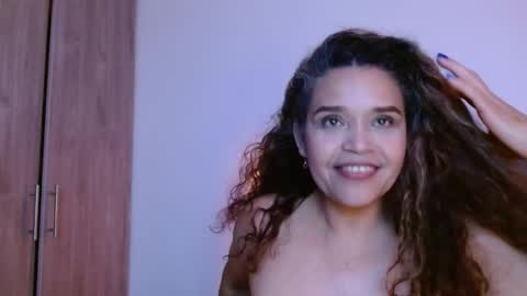 Alma online show from February 2025 07:56:01 PM