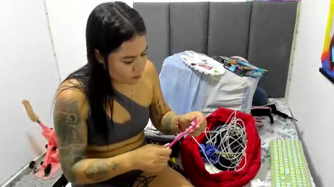 Alma online show from February 2025 08:49:02 PM