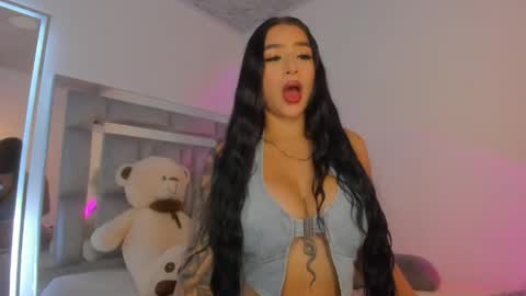 ALMA BELLE online show from April 2026 05:00:02 AM