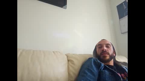 almarik online show from December 2025 07:19:02 PM