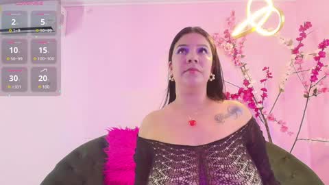 ALMENDRAEVANS online show from January 2025 11:49:02 AM