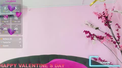 ALMENDRAEVANS online show from February 2025 02:55:02 PM