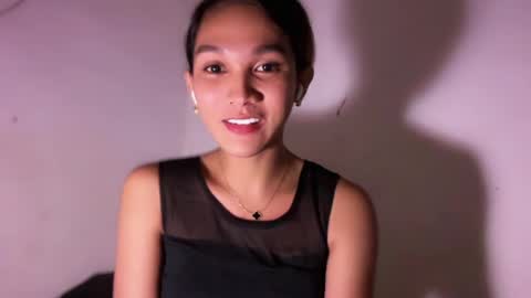 larah online show from May 2026 10:20:01 AM