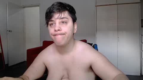 Almond online show from January 2025 10:02:01 PM