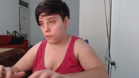 Almond online show from October 2025 12:00:01 AM