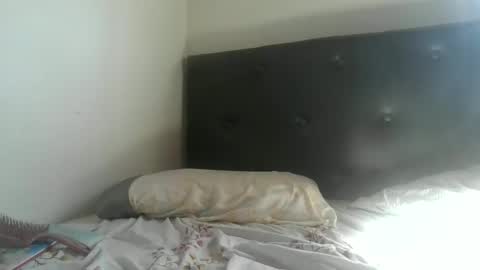 almondwithlove online show from April 2026 04:04:02 PM