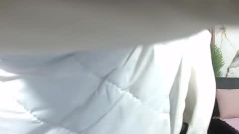alonddra_tay online show from April 2026 11:34:01 AM