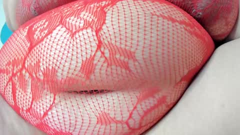 Snapshot of alondra_zaens chatting on December 2024 09:35:01 PM Alondra online show from December 2024 09:35:01 PM