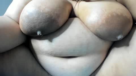 Snapshot of alondra_zaens chatting on January 2025 12:48:01 AM Alondra online show from January 2025 12:48:01 AM