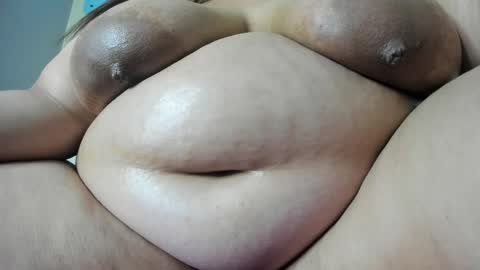 Snapshot of alondra_zaens chatting on February 2025 11:39:01 PM Alondra online show from February 2025 11:39:01 PM