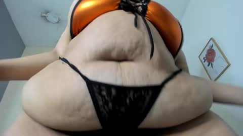 Snapshot of alondra_zaens chatting on September 2025 01:52:01 AM Alondra online show from September 2025 01:52:01 AM