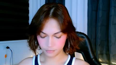 Snapshot of alondrasvenom69 chatting on June 2026 02:12:01 PM Alondra online show from June 2026 02:12:01 PM