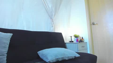 Hazel Bowie online show from January 2025 09:40:01 PM