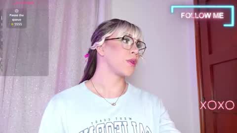 Hazel Bowie online show from February 2026 12:31:01 AM