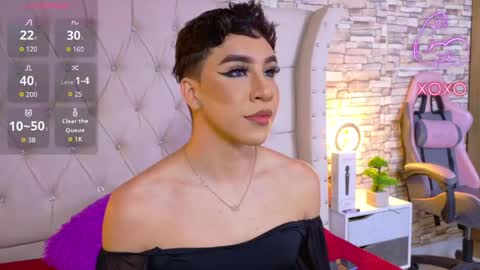 Hazel Bowie online show from April 2026 09:48:01 PM