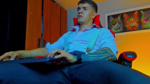 alpha_dominus_ online show from September 2025 05:13:01 AM