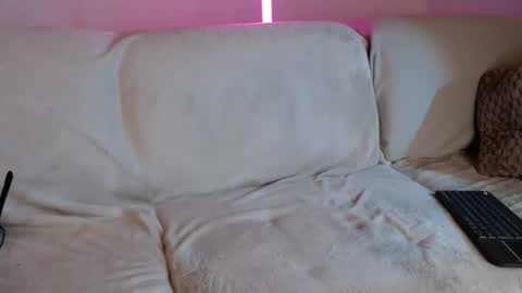 Snapshot of alpha_jax chatting on October 2025 10:09:01 PM Alpha Jax online show from October 2025 10:09:01 PM