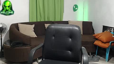 Alpha Zom online show from May 2026 04:07:02 AM