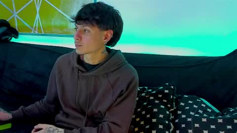 Dioniso online show from April 2026 08:39:01 PM