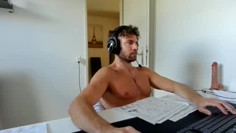 alphah_hunk online show from April 2026 01:28:02 PM