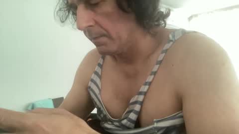 Snapshot of alphandre chatting on March 2025 02:32:01 PM AlphAndre online show from March 2025 02:32:01 PM