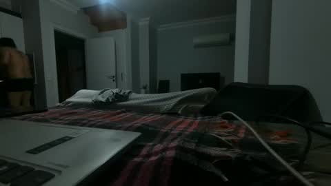 Snapshot of alphandre chatting on April 2026 06:24:02 PM AlphAndre online show from April 2026 06:24:02 PM