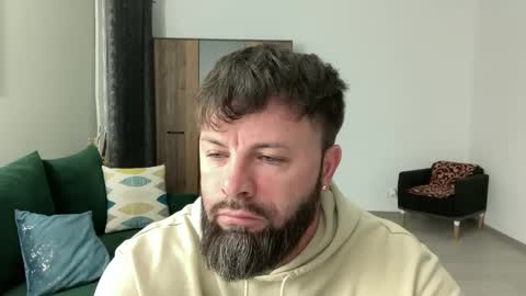 Jhonny online show from March 2025 03:34:01 AM