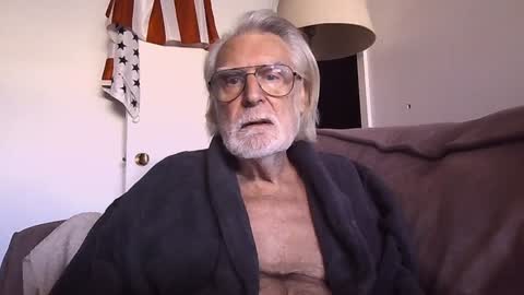 AlphaUniform online show from February 2025 02:13:02 PM