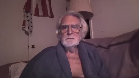 AlphaUniform online show from February 2025 05:41:02 AM