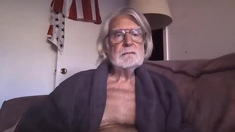 AlphaUniform online show from February 2025 12:47:02 PM