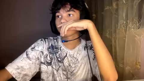 Snapshot of alt_femboy chatting on June 2026 07:05:01 PM alt_femboy online show from June 2026 07:05:01 PM
