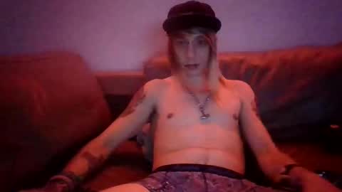Snapshot of altboy010 chatting on November 2025 02:57:01 AM altboy010 online show from November 2025 02:57:01 AM