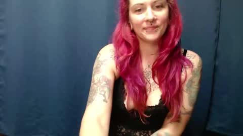 Snapshot of alternative_milf chatting on May 2026 06:27:02 PM Lily online show from May 2026 06:27:02 PM