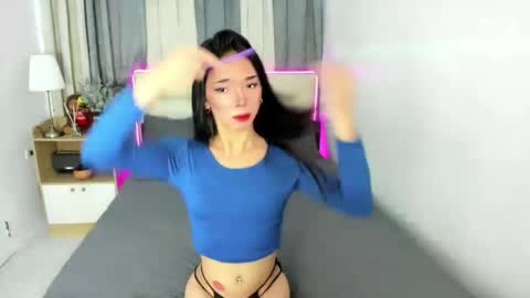 Andrea online show from February 2025 03:20:01 PM