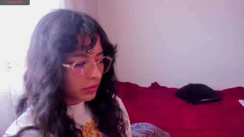 Snapshot of aluna_0310 chatting on December 2024 08:47:01 PM . . online show from December 2024 08:47:01 PM